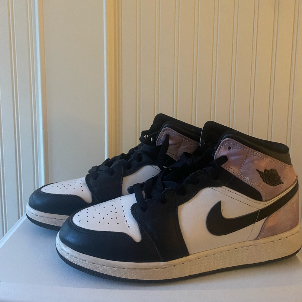 Air Jordan 1 Mid SE ‘Zen Master’